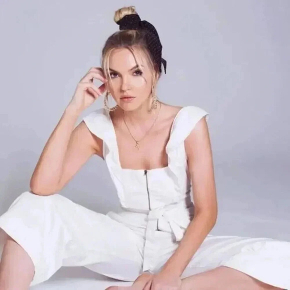 Free People Sun Valley Jumpsuit Womens Sz 2 White Sleeveless Cotton Denim Ruffle - Picture 4 of 16